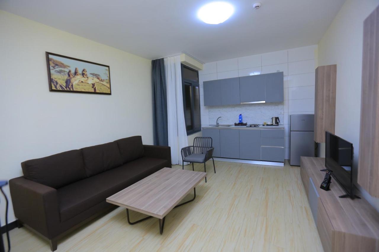 Triple E Hotel And Spa Адис Абеба Екстериор снимка
