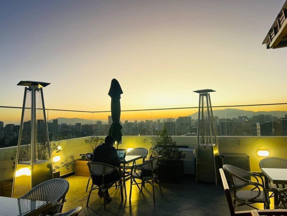 Triple E Hotel And Spa Адис Абеба Екстериор снимка